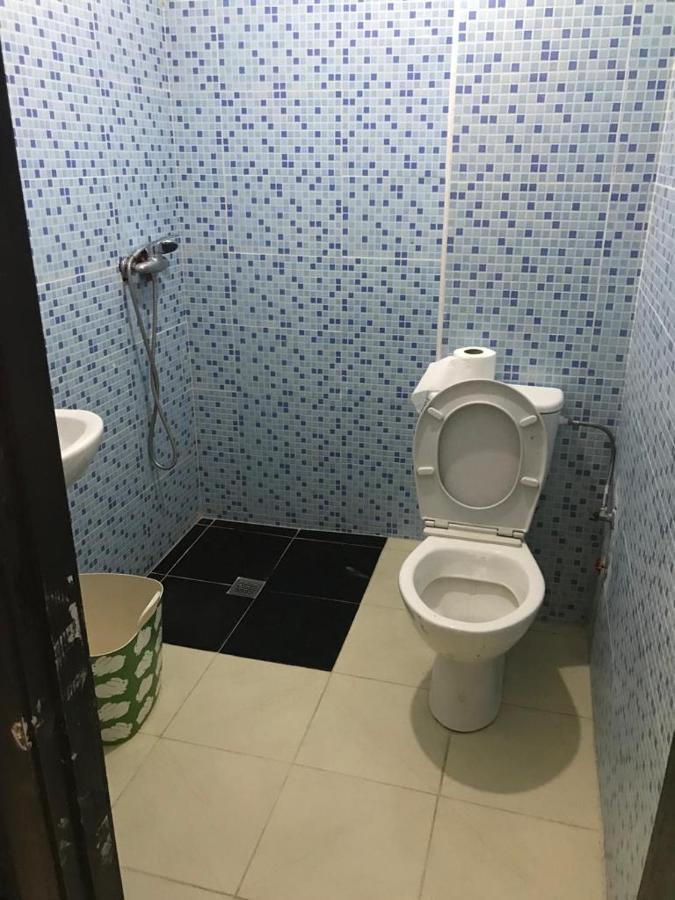 Appartement Familial Pres D Aeroport Tanger Exteriör bild